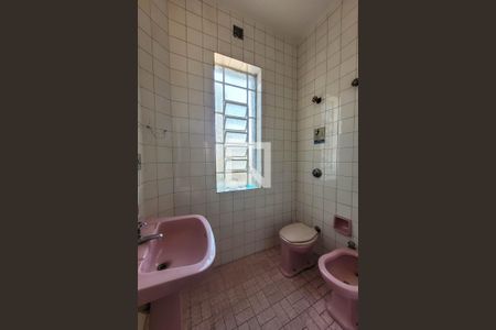 Casa para alugar com 110m², 2 quartos e sem vaga Casa para alugar com 110m², 2 quartos e sem vagaBanheiro
