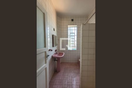 Casa para alugar com 110m², 2 quartos e sem vaga Casa para alugar com 110m², 2 quartos e sem vagaBanheiro