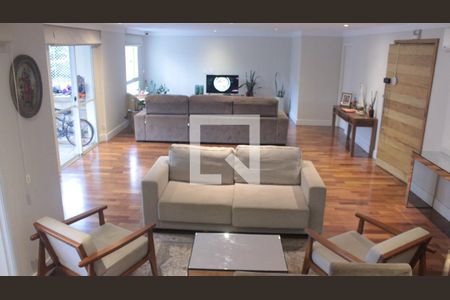 Sala de apartamento para alugar com 4 quartos, 233m² em Jardim Taquaral, São Paulo