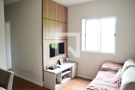 Sala de apartamento para alugar com 2 quartos, 45m² em Jardim Petrópolis, Cotia