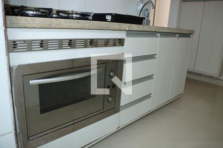 Apartamento para alugar com 2 quartos, 45m² em Jardim Petrópolis, Cotia