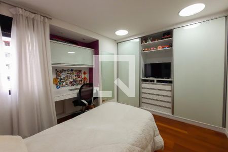 Apartamento à venda com 210m², 3 quartos e 4 vagasQuarto