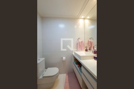 Apartamento à venda com 210m², 3 quartos e 4 vagasBanheiro Social