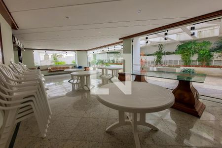 Apartamento à venda com 210m², 3 quartos e 4 vagasÁrea Comum