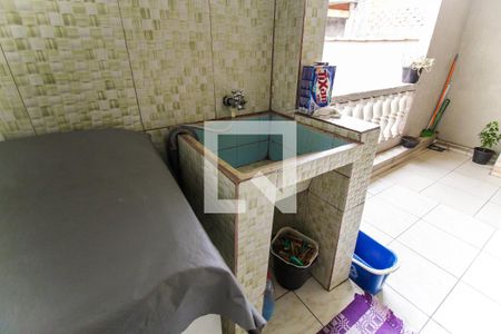 Casa à venda com 250m², 2 quartos e 2 vagasTanque