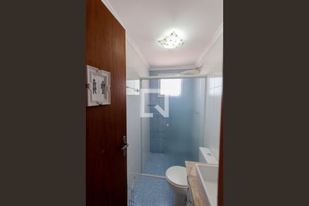 Banheiro de apartamento para alugar com 2 quartos, 52m² em Vila Príncipe de Gales, Santo André