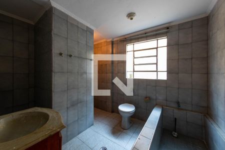 Banheiro de casa para alugar com 1 quarto, 50m² em Vila Bela, São Paulo