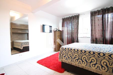 Casa à venda com 180m², 3 quartos e 2 vagasSuíte