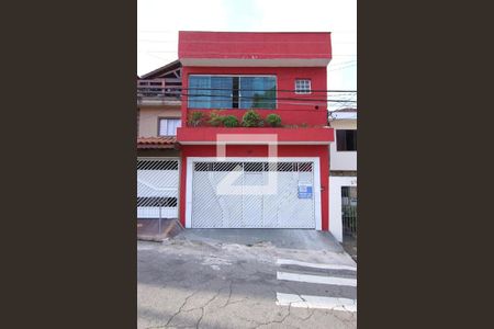 Casa à venda com 180m², 3 quartos e 2 vagasFachada