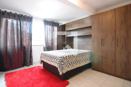 Casa à venda com 180m², 3 quartos e 2 vagasSuíte