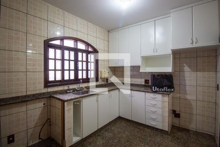 Casa à venda com 125m², 3 quartos e 1 vaga Casa à venda com 125m², 3 quartos e 1 vagaCozinha