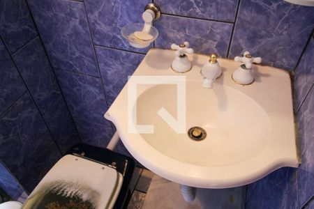 Casa à venda com 125m², 3 quartos e 1 vaga Casa à venda com 125m², 3 quartos e 1 vagaBanheiro 1