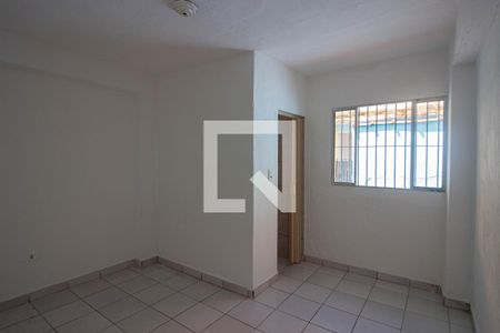 Quarto  de casa para alugar com 1 quarto, 40m² em Vila Carmosina, São Paulo