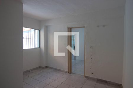 Quarto  de casa para alugar com 1 quarto, 40m² em Vila Carmosina, São Paulo