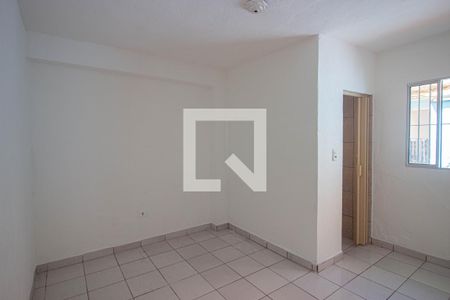 Quarto  de casa para alugar com 1 quarto, 40m² em Vila Carmosina, São Paulo