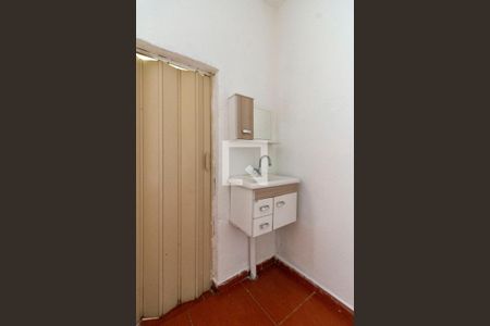 Studio para alugar com 250m², 1 quarto e sem vaga Studio para alugar com 250m², 1 quarto e sem vagaBanheiro