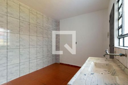 Quarto/Cozinha de kitnet/studio para alugar com 1 quarto, 16m² em Vila Carmosina, São Paulo