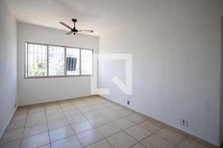 Sala de apartamento para alugar com 2 quartos, 78m² em Brasilândia, São Gonçalo
