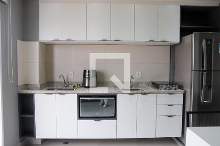 Cozinha de kitnet/studio para alugar com 1 quarto, 26m² em Vila Nilo, São Paulo