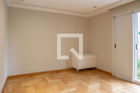Apartamento à venda com 390m², 7 quartos e 6 vagasSuíte 2