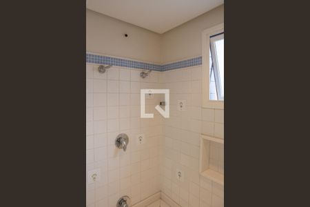 Apartamento à venda com 390m², 7 quartos e 6 vagasBanheiro da Suíte 2