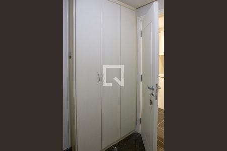 Apartamento à venda com 390m², 7 quartos e 6 vagasQuarto de Serviço