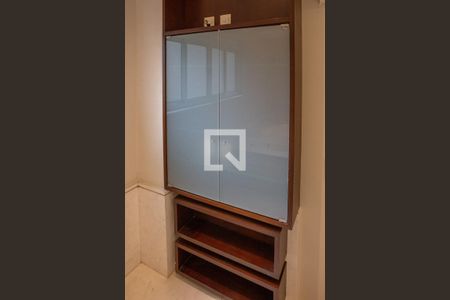 Apartamento à venda com 390m², 7 quartos e 6 vagasBanheiro da Suíte 1