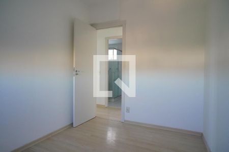Quarto 1 de apartamento para alugar com 3 quartos, 68m² em Vila Ipiranga, Porto Alegre