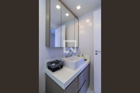 Apartamento à venda com 198m², 3 quartos e 5 vagasBanheiro da Suíte 2