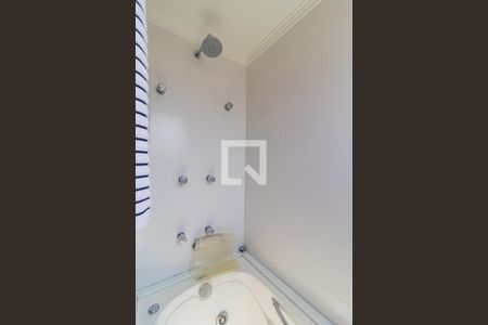 Apartamento à venda com 198m², 3 quartos e 5 vagasBanheiro da Suíte 1