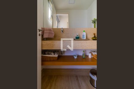 Lavabo de apartamento à venda com 3 quartos, 198m² em Aclimação, São Paulo