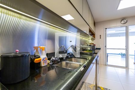 Apartamento à venda com 198m², 3 quartos e 5 vagasCozinha