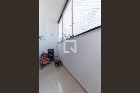 Apartamento à venda com 155m², 3 quartos e 2 vagassacada