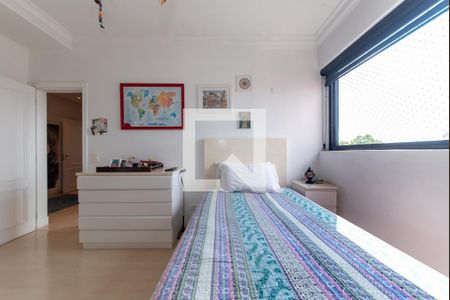 Apartamento à venda com 155m², 3 quartos e 2 vagasQuarto 2