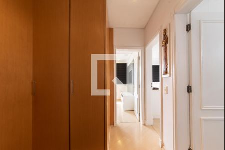 Apartamento à venda com 155m², 3 quartos e 2 vagasCorredor