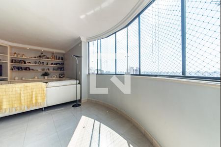 Sala de apartamento para alugar com 3 quartos, 155m² em Vila Santo Estefano, São Paulo