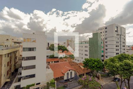 Apartamento à venda com 250m², 3 quartos e 2 vagasVista