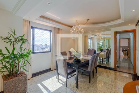 Apartamento à venda com 250m², 3 quartos e 2 vagasSala de jantar