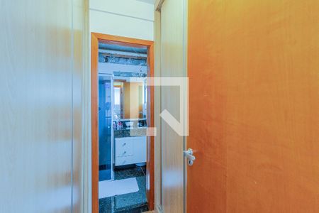 Apartamento à venda com 250m², 3 quartos e 2 vagasCorredor