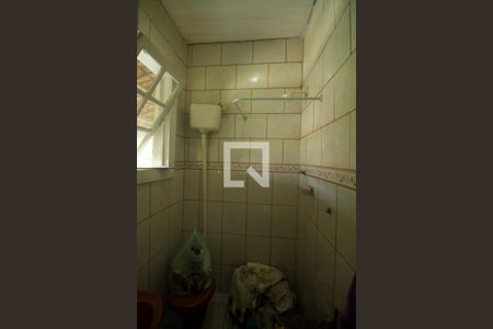 Casa à venda com 160m², 3 quartos e 2 vagas Casa à venda com 160m², 3 quartos e 2 vagasBanheiro de Serviço