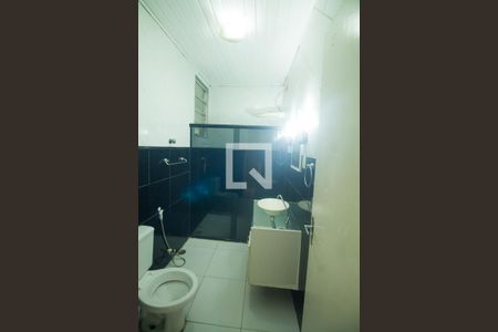 Casa à venda com 160m², 3 quartos e 2 vagas Casa à venda com 160m², 3 quartos e 2 vagasBanheiro