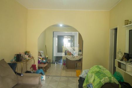 Sala de casa à venda com 3 quartos, 160m² em Pilares, Rio de Janeiro