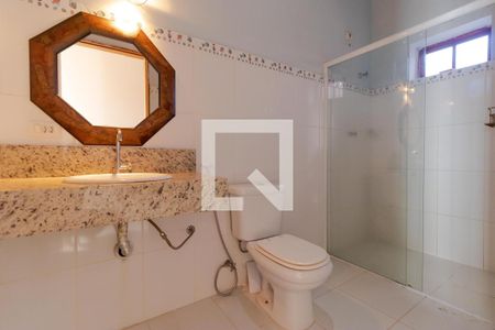 Casa à venda com 200m², 3 quartos e 4 vagasBanheiro 02