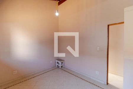 Casa à venda com 200m², 3 quartos e 4 vagasQuarto 01