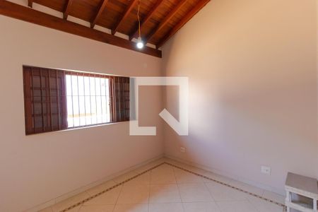 Casa à venda com 200m², 3 quartos e 4 vagasQuarto 01
