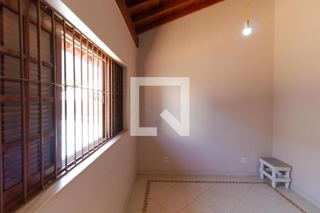 Casa à venda com 200m², 3 quartos e 4 vagasQuarto 01