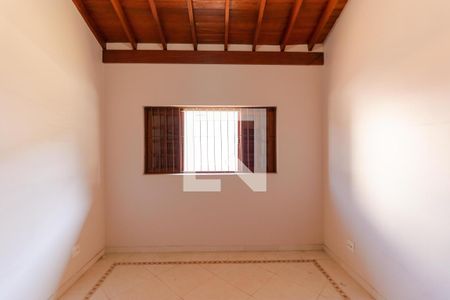 Casa à venda com 200m², 3 quartos e 4 vagasQuarto 02