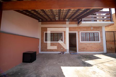 Casa à venda com 200m², 3 quartos e 4 vagasGaragem
