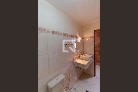 Casa à venda com 200m², 3 quartos e 4 vagasBanheiro 01