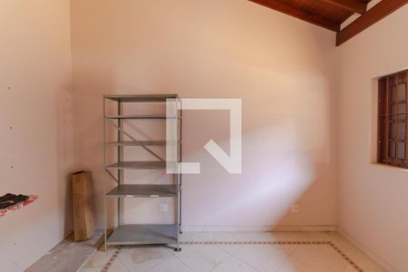 Casa à venda com 200m², 3 quartos e 4 vagasQuarto 02